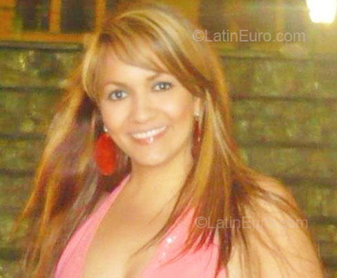 Date this fun Colombia girl Sugelly from Bogota CO5832