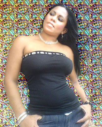 Date this foxy Dominican Republic girl LISI from Santiago DO5558