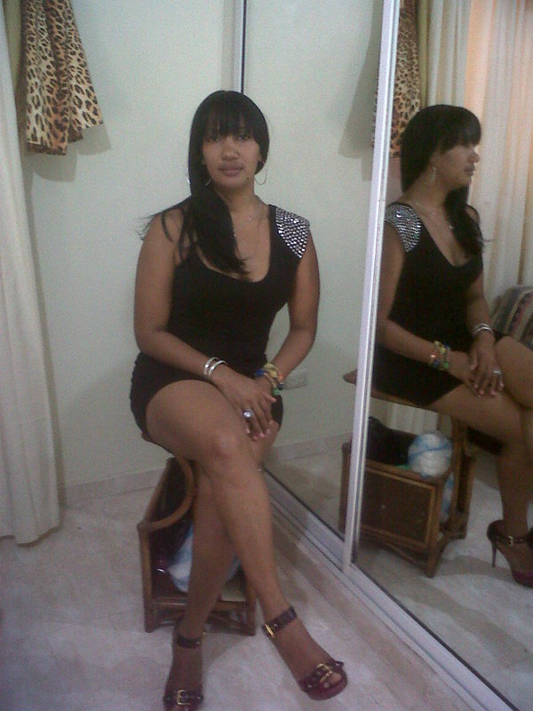 Date this funny Dominican Republic girl Dismery from Montecristy DO5573