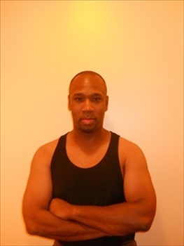 Date this georgeous United States man Paul from chicago US8247