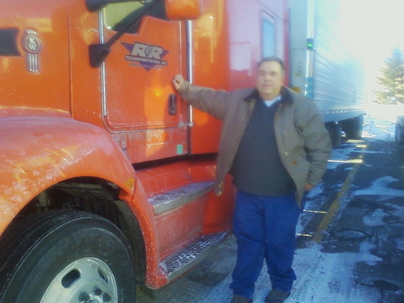 Date this pretty United States man Donald from Janesville US8255