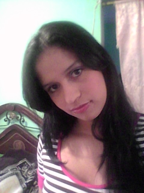 Date this funny Colombia girl Katerine from Medellin CO5625