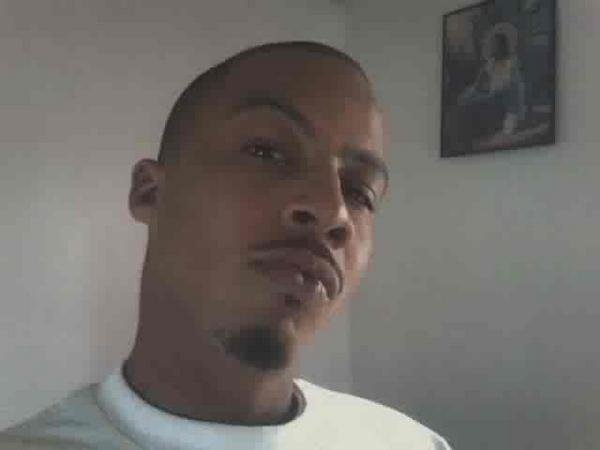 Date this tall United States man K.Q from Los Angeles US8348