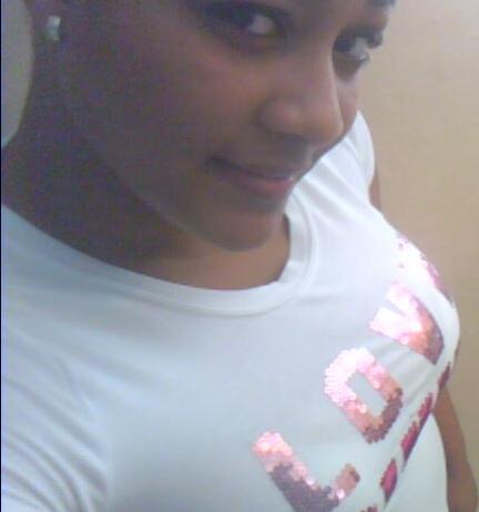 Date this sensual Dominican Republic girl Yureisy from Santiago DO5670