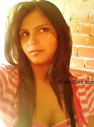 Date this tall Colombia girl Yuli Vanessa from Manizales CO5658