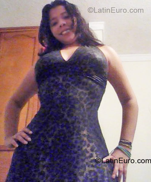 Date this fun Colombia girl Cindy Duran from Barranquilla CO5682