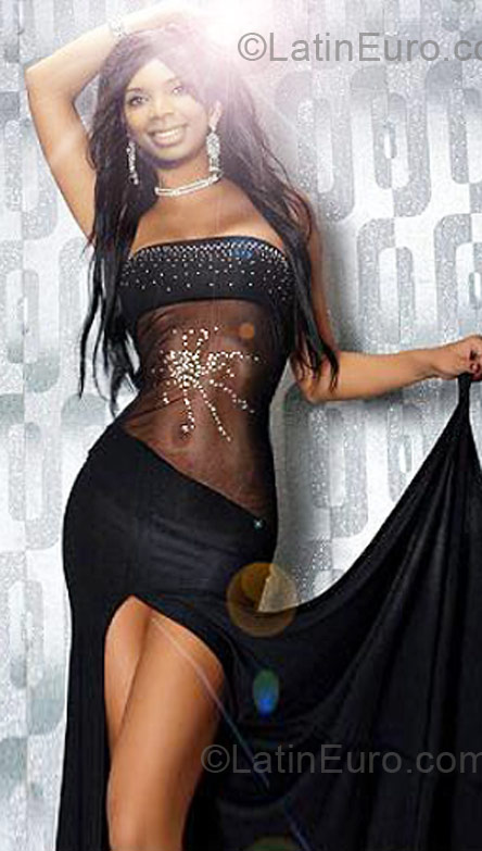 Date this tall Colombia girl Diana from Bogota CO5784