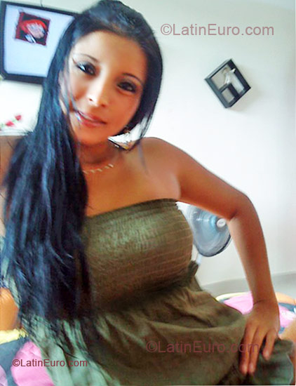 Date this beautiful Colombia girl Johanna from Cali CO5757