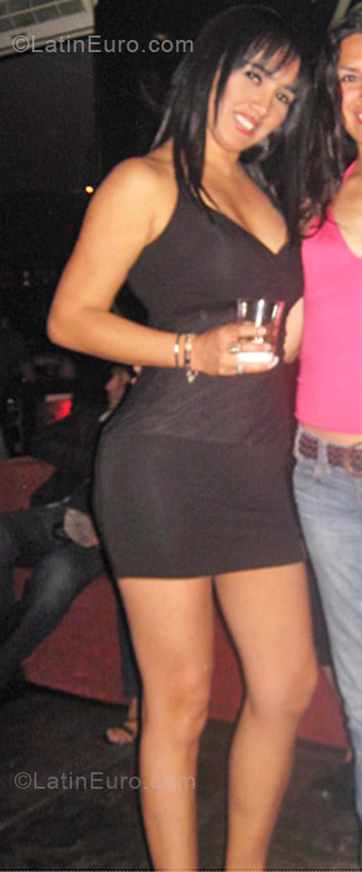Date this tall Peru girl Evelyn from Lima PE395