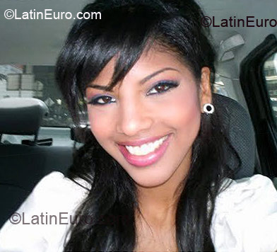 Date this tall Colombia girl Liliana from Cali CO6958