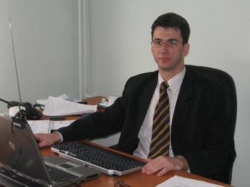Date this funny Australia man Allenmax from London AU162