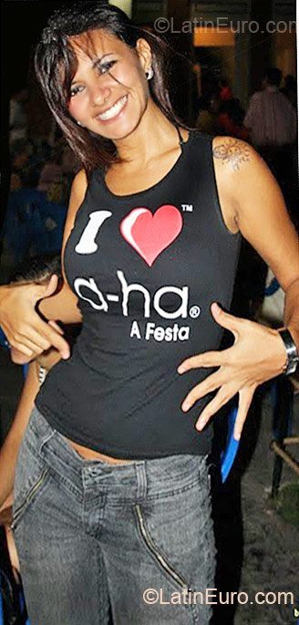 Date this pretty Brazil girl Rosalba from Fortaleza BR6085