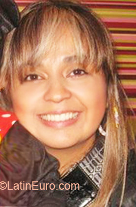 Date this nice looking Colombia girl Lida from Cali CO5937