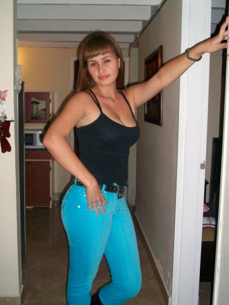 Date this stunning Colombia girl Johanna from Medellin CO5960