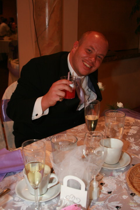 Date this good-looking United States man Robert from chicago US8627
