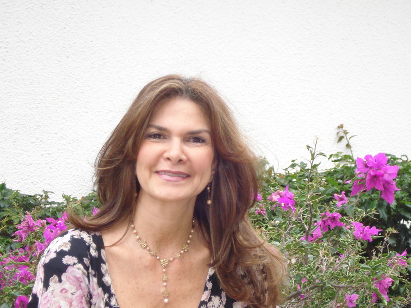 Date this voluptuous Colombia girl Liana from Cali CO6020