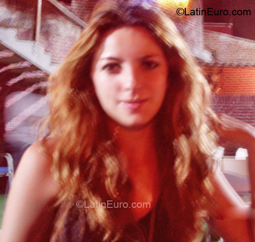 Date this happy Colombia girl Adriana from Bogota CO6049