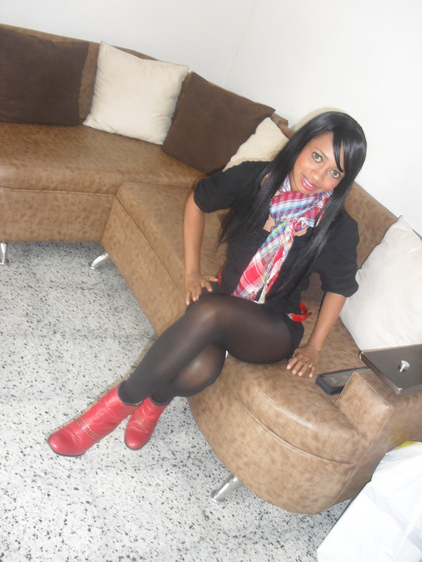Date this sensual Colombia girl Mayte from Medellin CO6057