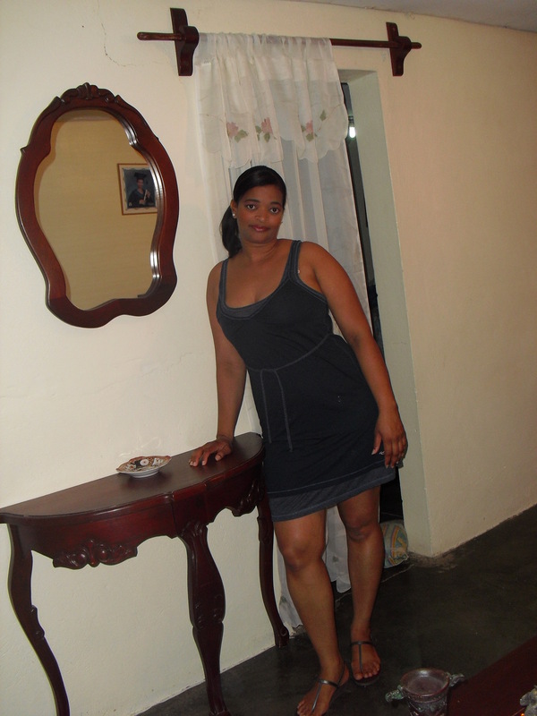 Date this nice looking Dominican Republic girl Ingris from Santiago De Los Caballero DO6176