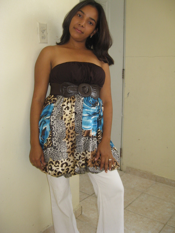 Date this hot Dominican Republic girl Cinthia del car from Santiago De Los Caballeros DO6220