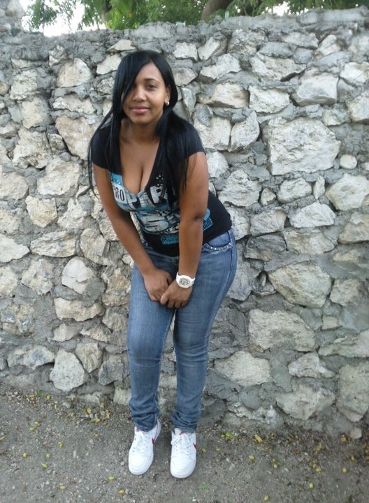 Date this foxy Dominican Republic girl Guillermina from Santo Domingo DO6803