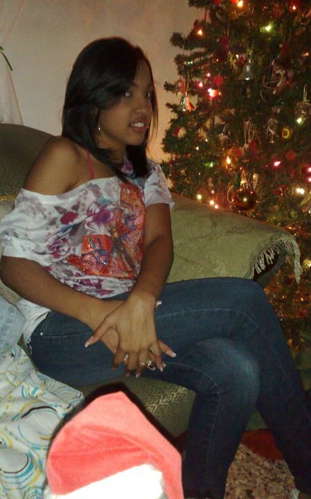 Date this foxy Dominican Republic girl Isary from Santiago DO6324
