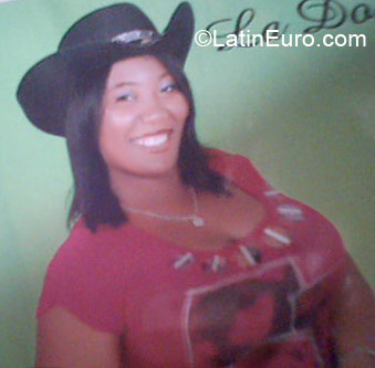Date this exotic Dominican Republic girl Leonela from San Pedro De Macoris DO6448