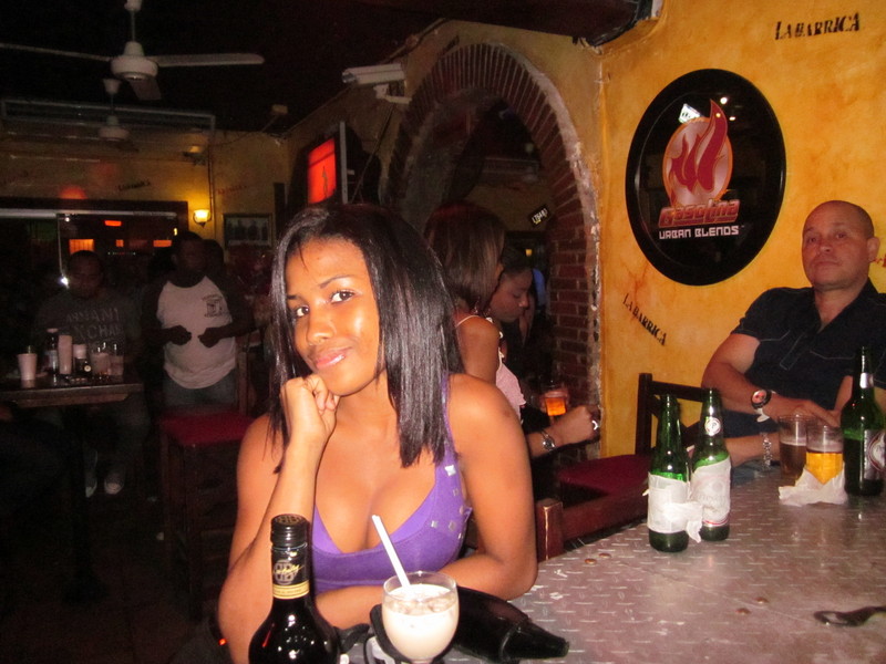 Date this foxy Dominican Republic girl Anyela from Punta Cana DO6381