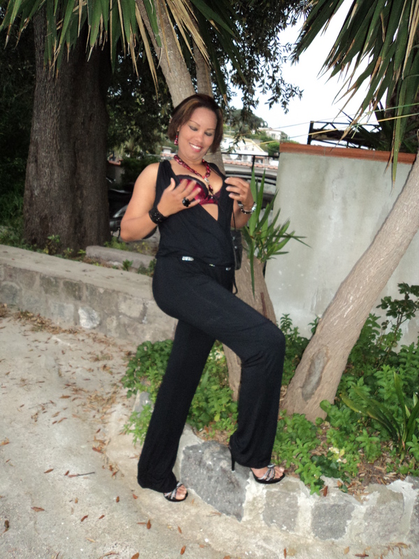 Date this stunning Dominican Republic girl Perla_184 from Santo Domingo DO6412