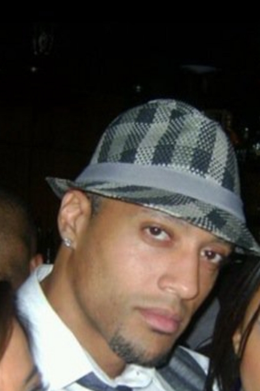 Date this stunning United States man Brandon from Baltimore US8852