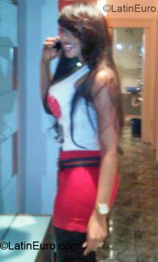 Date this charming Dominican Republic girl Victoria from Santo Domingo DO6473