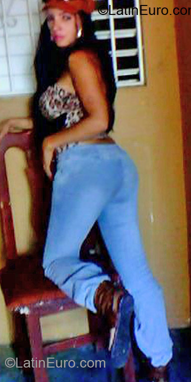 Date this happy Dominican Republic girl Danyeli from La Romana DO6502