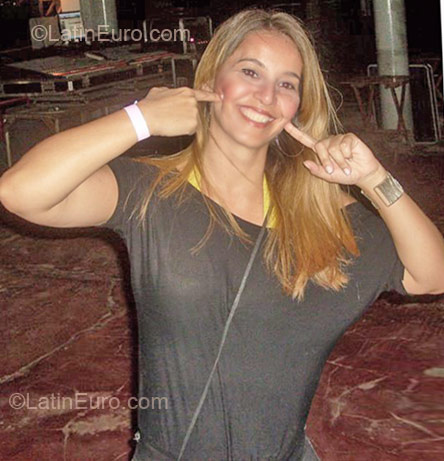 Date this cute Brazil girl Patricia from Recife BR4595