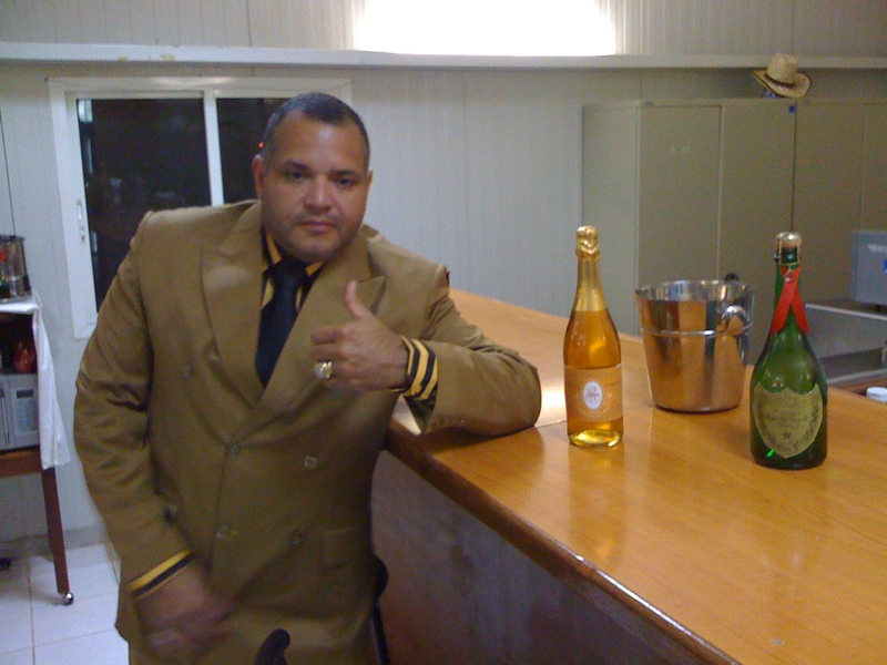 Date this exotic United Arab Emirates man Roy7476 from Dubai AE16