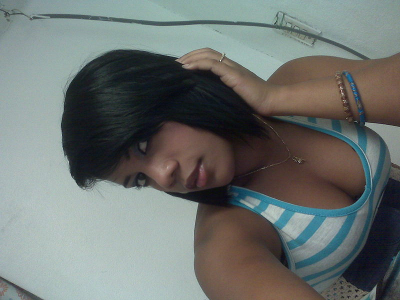 Date this happy Dominican Republic girl Vanessa from Santiago DO6751