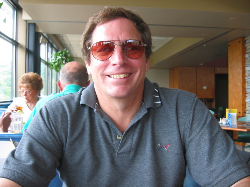 Date this delightful United States man Allshadow from Silverthorne US9047