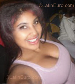 Date this athletic Brazil girl Carlinha from Catu BR6242