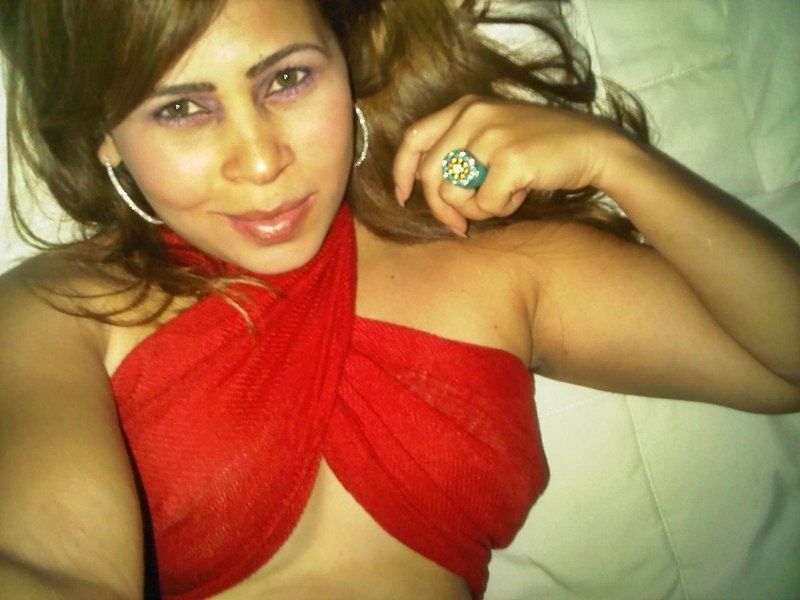 Date this foxy Dominican Republic girl Alicevargas from Santiago DO6774