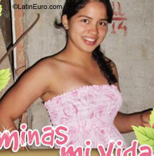 Date this exotic Ecuador girl Flor from Guayaquil EC76