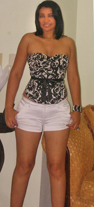 Date this happy Dominican Republic girl ELSA from Santiago DO6829