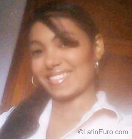 Date this sensual Colombia girl Diana from Cartagena CO6474