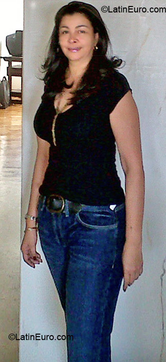 Date this gorgeous Colombia girl Nury from Medellin CO6516