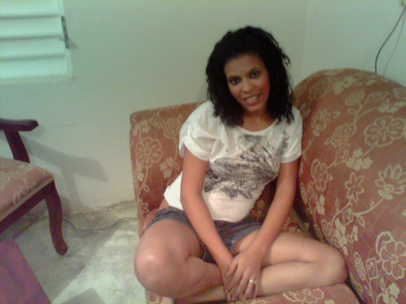 Date this hard body Dominican Republic girl Yarazet from Santiago DO8032
