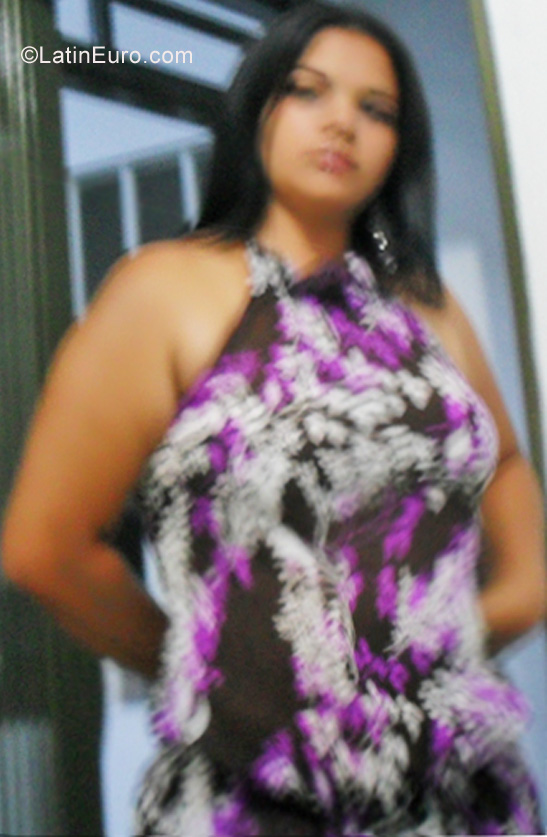 Date this beautiful Colombia girl Jenni from Cali CO6583