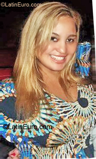 Date this sensual Brazil girl Franciele from Rio de Janeiro BR6276