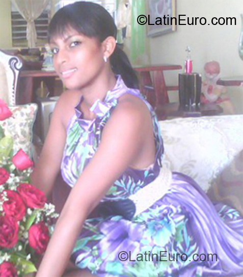 Date this lovely Dominican Republic girl Anggie from Santiago DO7068