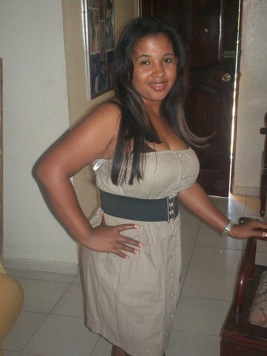 Date this athletic Dominican Republic girl Maria Cristina from Puerto Plata DO7167