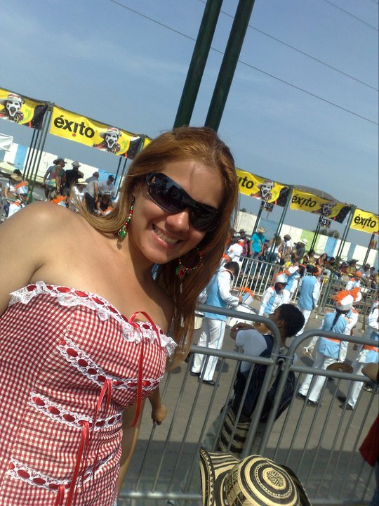 Date this beautiful Colombia girl Margarita from Barranquilla CO6828