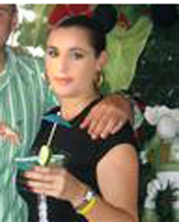 Date this charming Colombia girl Sandra from Manizales CO6884