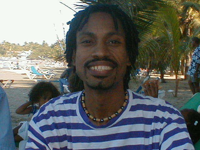 Date this beautiful United States man Luvlatin111 from Atlanta US9528